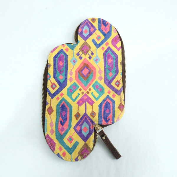 Gamthi Yellow Pouch