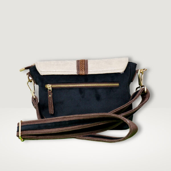 Wales Ebony Black Saddle Sling Bag - Image 3