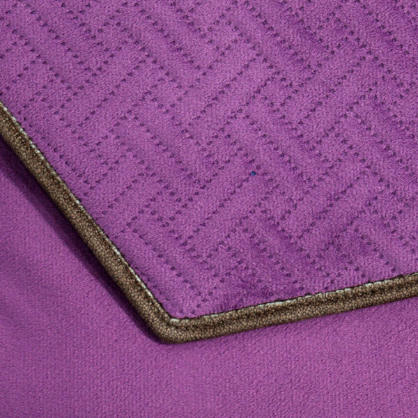 Raspberry Purple Ryse laptop Sleeve - Image 4